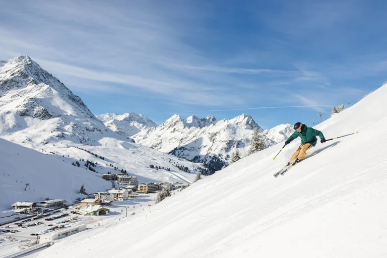 Discover the Thrills of Spring in Innsbruck’s Majestic Alps